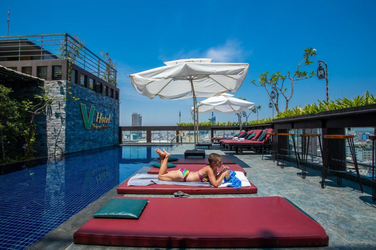 V Hotel Пном Пен Екстериор снимка