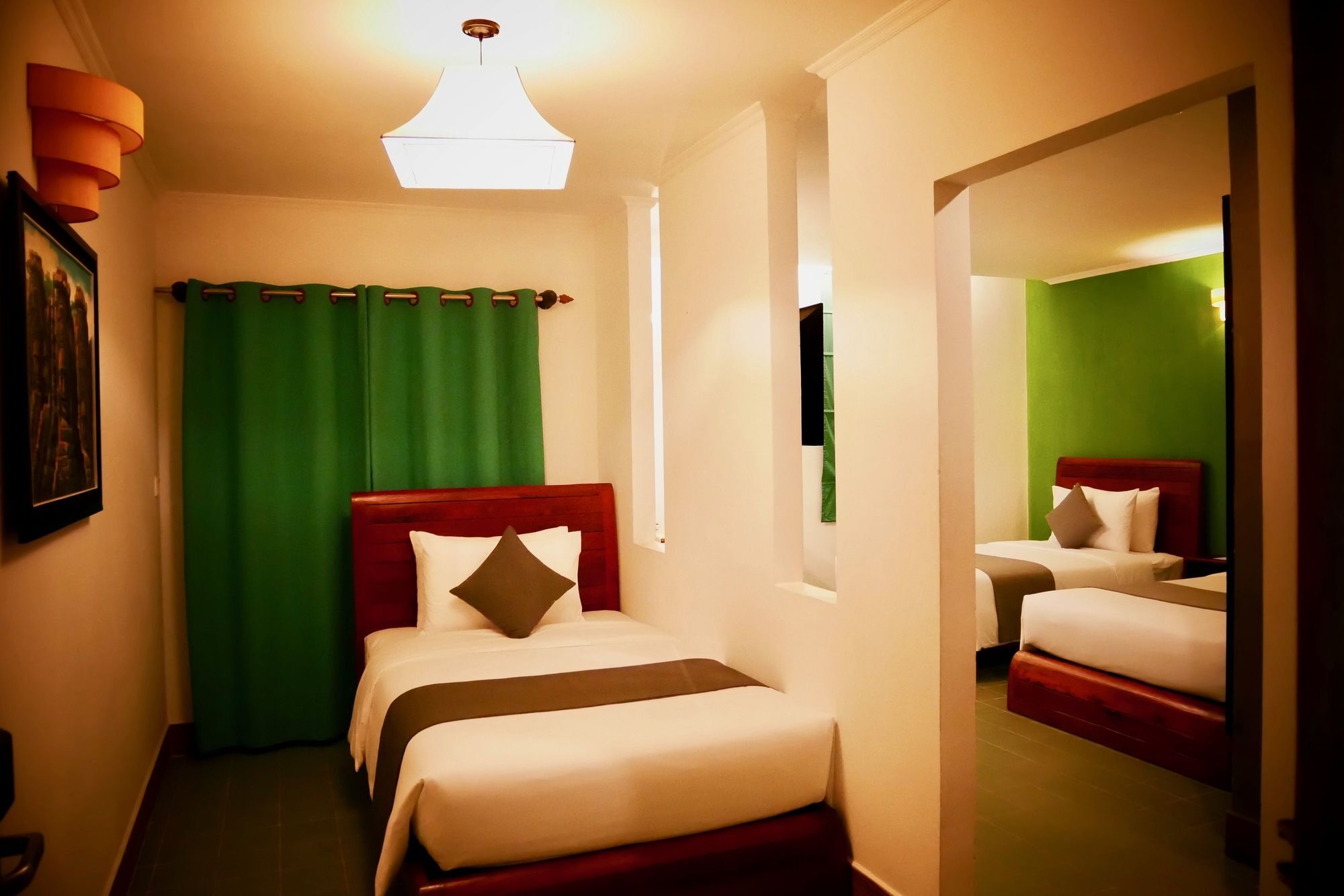 V Hotel Пном Пен Екстериор снимка