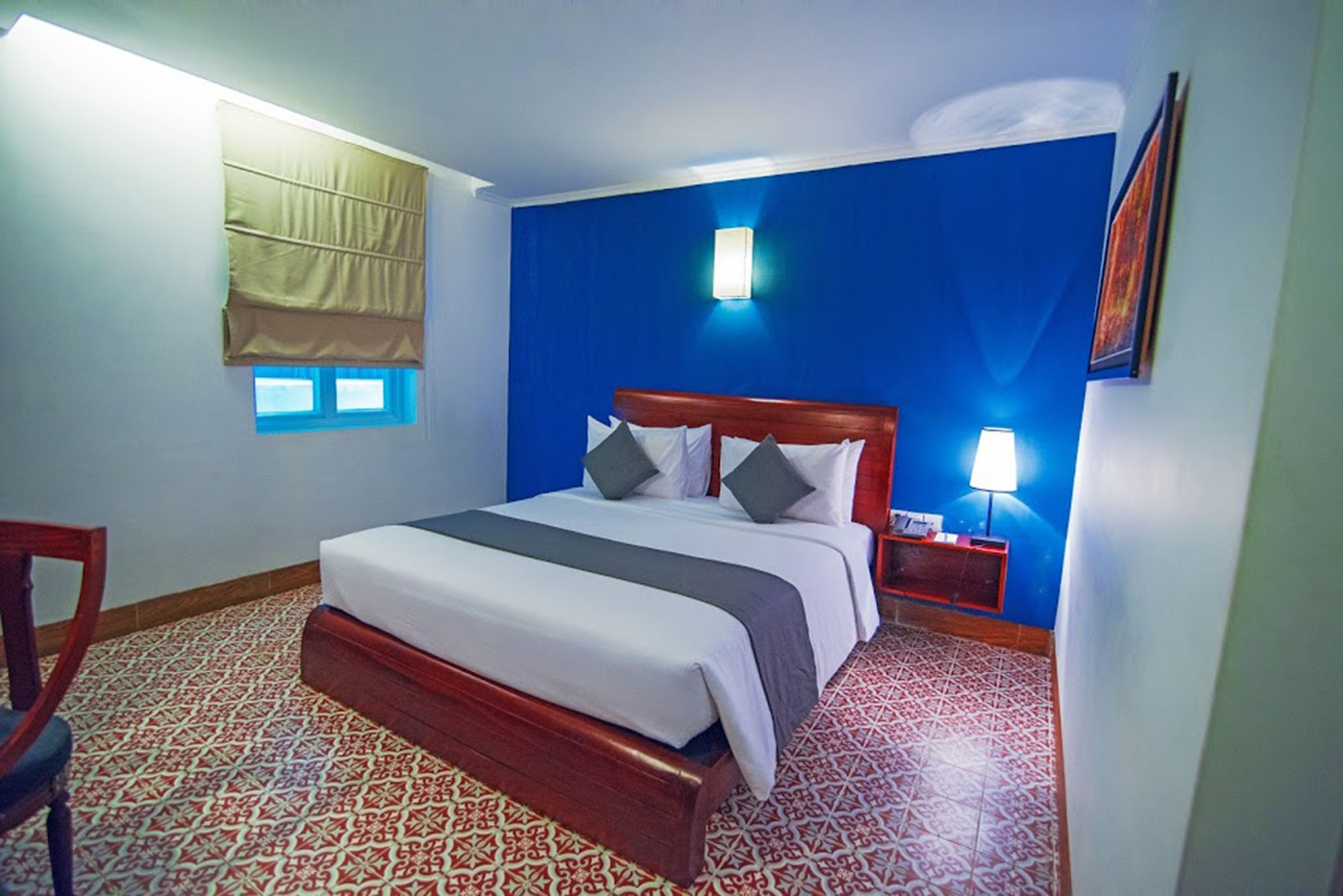 V Hotel Пном Пен Екстериор снимка